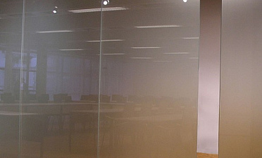 Стеклянные матовые перегородки в офис премиум купить в Санкт-Петербурге