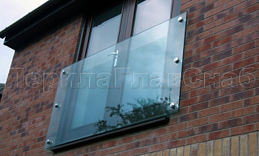 Ветрозащитное ограждение без стоек, на точечном креплении в торец купить в Санкт-Петербурге