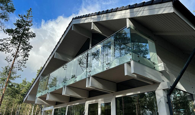 Стекло на точечных креплениях в Санкт-Петербурге. Готовые проекты ПерилаГлавСнаб Стекло на точечных креплениях в Санкт-Петербурге. Готовые проекты ПерилаГлавСнаб