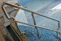 Поручни для бассейна в Санкт-Петербурге. Готовые проекты ПерилаГлавСнаб - фото 3