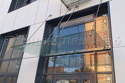 Стеклянные козырьки на вантах в Санкт-Петербурге. Готовые проекты ПерилаГлавСнаб - фото 10 Стеклянные козырьки на вантах в Санкт-Петербурге. Готовые проекты ПерилаГлавСнаб - фото 10