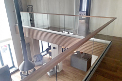 Цельностеклянные ограждения на несущем стекле в Санкт-Петербурге. Готовые проекты ПерилаГлавСнаб - фото 15