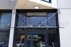 Стеклянные козырьки на вантах в Санкт-Петербурге. Готовые проекты ПерилаГлавСнаб - фото 9 Стеклянные козырьки на вантах в Санкт-Петербурге. Готовые проекты ПерилаГлавСнаб - фото 9