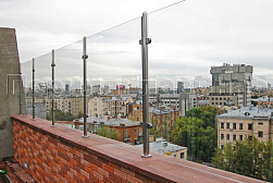 Ограждения из нержавейки со стеклом в Санкт-Петербурге. Готовые проекты ПерилаГлавСнаб - фото 8