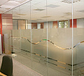 Стеклянные перегородки в офис, частично матированные в Санкт-Петербурге. Готовые проекты ПерилаГлавСнаб - фото 1