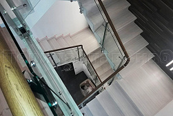 Ограждения из нержавейки со стеклом в Санкт-Петербурге. Готовые проекты ПерилаГлавСнаб - фото 7