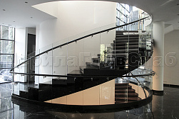 Стеклянные перила для винтовых лестниц в Санкт-Петербурге. Готовые проекты ПерилаГлавСнаб - фото 15