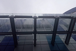 Стеклянные козырьки на спайдерах в Санкт-Петербурге. Готовые проекты ПерилаГлавСнаб - фото 10