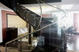Цельностеклянные ограждения на несущем стекле в Санкт-Петербурге. Готовые проекты ПерилаГлавСнаб - фото 4