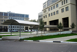 Козырьки и навесы на металлокаркасе в Санкт-Петербурге. Готовые проекты ПерилаГлавСнаб - фото 24